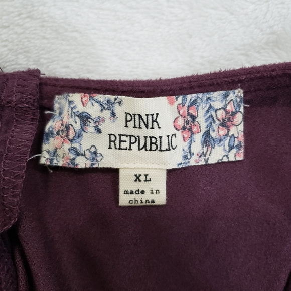 Pink Republic Sleeveless Mini Dress in Maroon Red “Suede” Junior's Size XL - Picture 3 of 3